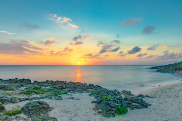 宮古島から陸路で移動でき絶景ビーチの魅力で溢れる来間島の夕陽