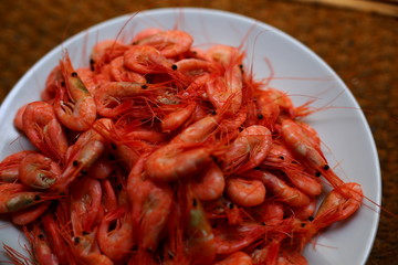 Steamed shrimps /prawns on a plate