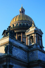 Fototapeta premium The dome of St. Isaac's Cathedral in St. Petersburg