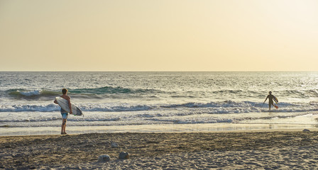 Fototapeta na wymiar Surfing in December on Grand Canary Island