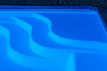 piscine de nuit 