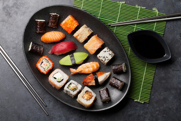 Fototapeta na wymiar Japanese sushi set