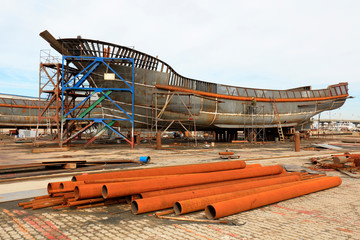 Naklejka premium ship in building in a shipyard, Tangshan City, Hebei, China