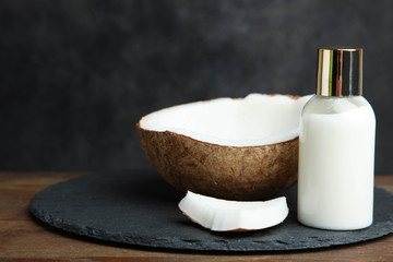 Obraz na płótnie Canvas natural coconut and coconut self-care product