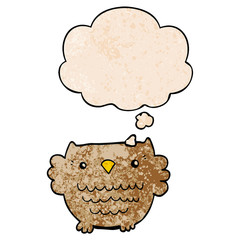 cartoon owl and thought bubble in grunge texture pattern style