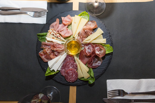 TAGLIERE MISTO SALUMI E FORMAGGI