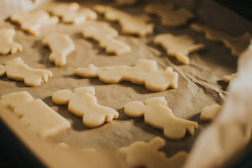 Baking cookies