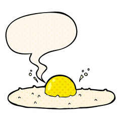 cartoon fried egg and speech bubble in comic book style