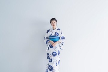 浴衣の女性