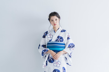 浴衣の女性
