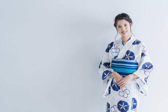 25 700 件の最適な 浴衣 画像 ストック写真 ベクター Adobe Stock