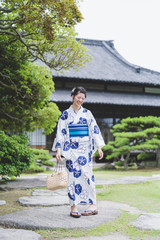 浴衣の女性