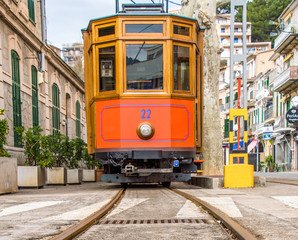Fototapeta na wymiar old tram in Soller spain