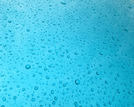 sfondo azzurro gocce d'acqua