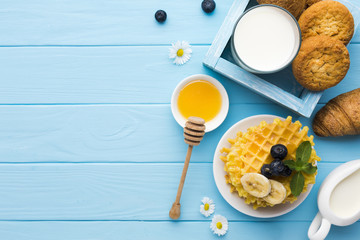 Flat lay breakfast composition with copyspace