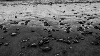 Surf bar in black and white