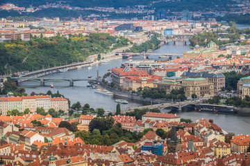 Prag von oben von aus Petrin Turm gesehen, Tschechische Republik