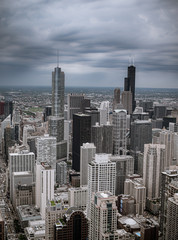 Naklejka premium Aerial view over Chicago on a cloudy day - travel photography