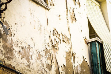 spanish streets & buildings close up view