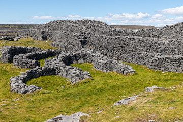 Rock wall in the Back Fort in Inishmore