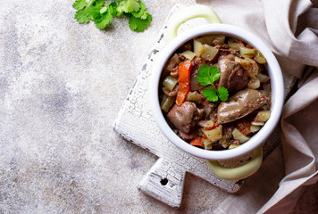 Stewed chicken liver with vegetables