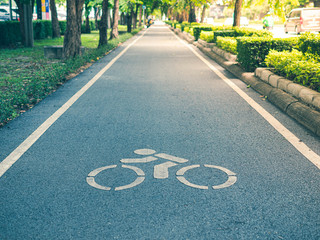 Obraz premium The Bike lanes on a sunshine day.