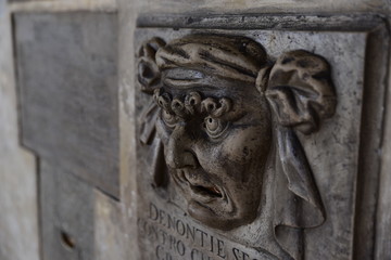 bouche de dénonciation venise palais des doges