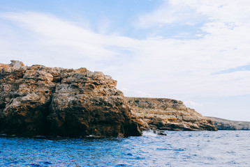 sea and rocks