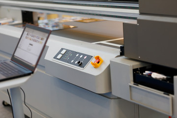 large format UV flatbed printer