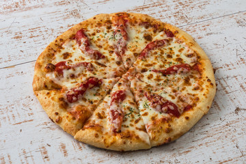 ホームメイドピザ　Italian home-made pizza