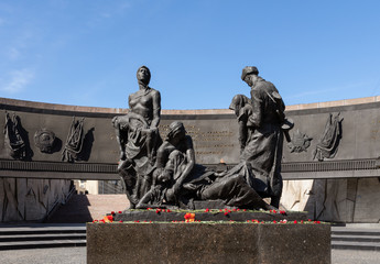 Sculpture at Victory Square in honor of heroic defenders in Second World War, St. Petersburg,...