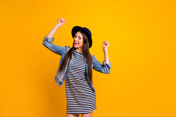 Portrait of her she nice-looking winsome charming smart attractive lovely cheerful cheery...