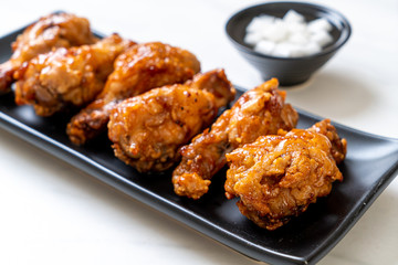 fried chicken with sauce