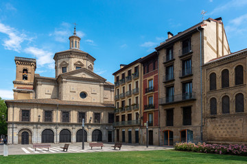 Fototapeta na wymiar San Lorenzo church, Pamplona, Spain