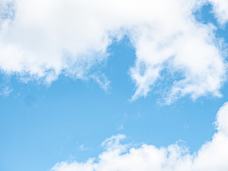 Obraz premium 青空 雲 コピースペース