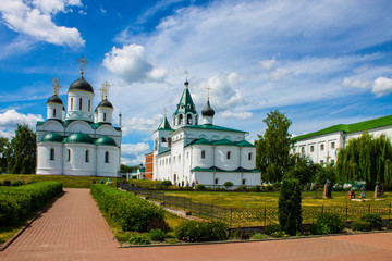 Fototapeta na wymiar Murom Spaso-Preobrazhensky monastery, Russia