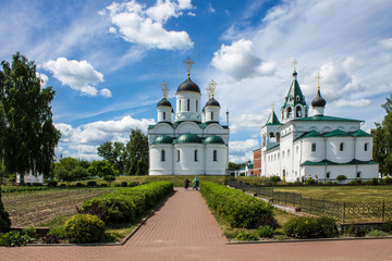 Fototapeta na wymiar Murom Spaso-Preobrazhensky monastery, Russia