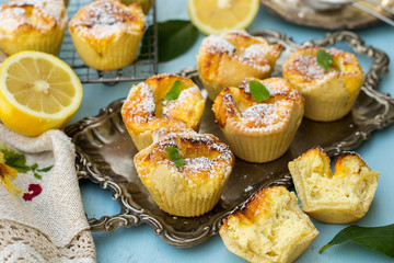 Sweet Easter ricotta pastries Soffioni with lemon juice