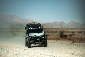 Fototapeta premium jeep in the desert