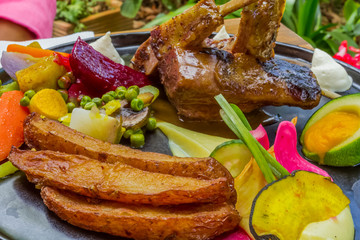 rack of lamb with vegetables