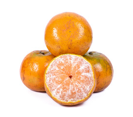 Fresh green tangerine that gives high vitamin C, isolated from the white background