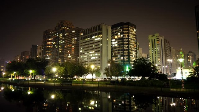 CITY IN NIGHT - TOWN IN DARK - TIME LAPSE