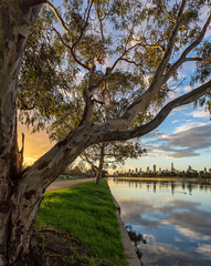 Melbourne's Albert Park Lake