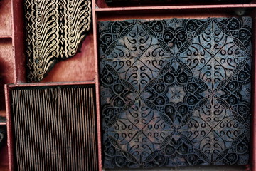 The form and appearance of Canting cap (a tool used for the process of making original batik)