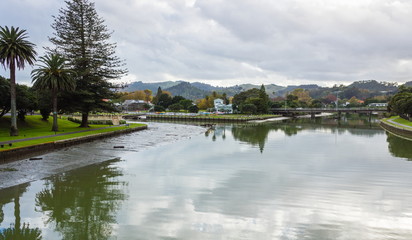 Fototapeta na wymiar The Turanganui River is a river in the city of Gisborne, New Zealand. Formed by the confluence of the Taruheru River and the Waimata River