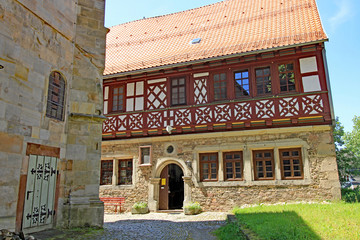 Eisfeld: Pfarrhaus an der Dreifaltigkeitskirche (1575, Thüringen)
