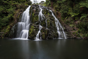 Fototapeta na wymiar Scenic view of beautiful waterfalls in Oregon, USA