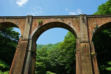 Fototapeta premium 碓氷峠めがね橋