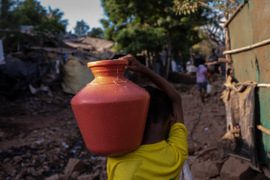 Water Shortage In Slums Of Mumbai, India