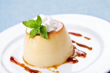 Sweet Homemade Caramel Cream